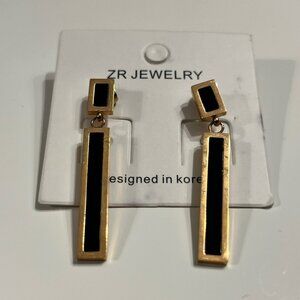 Gold tone and black drop earings